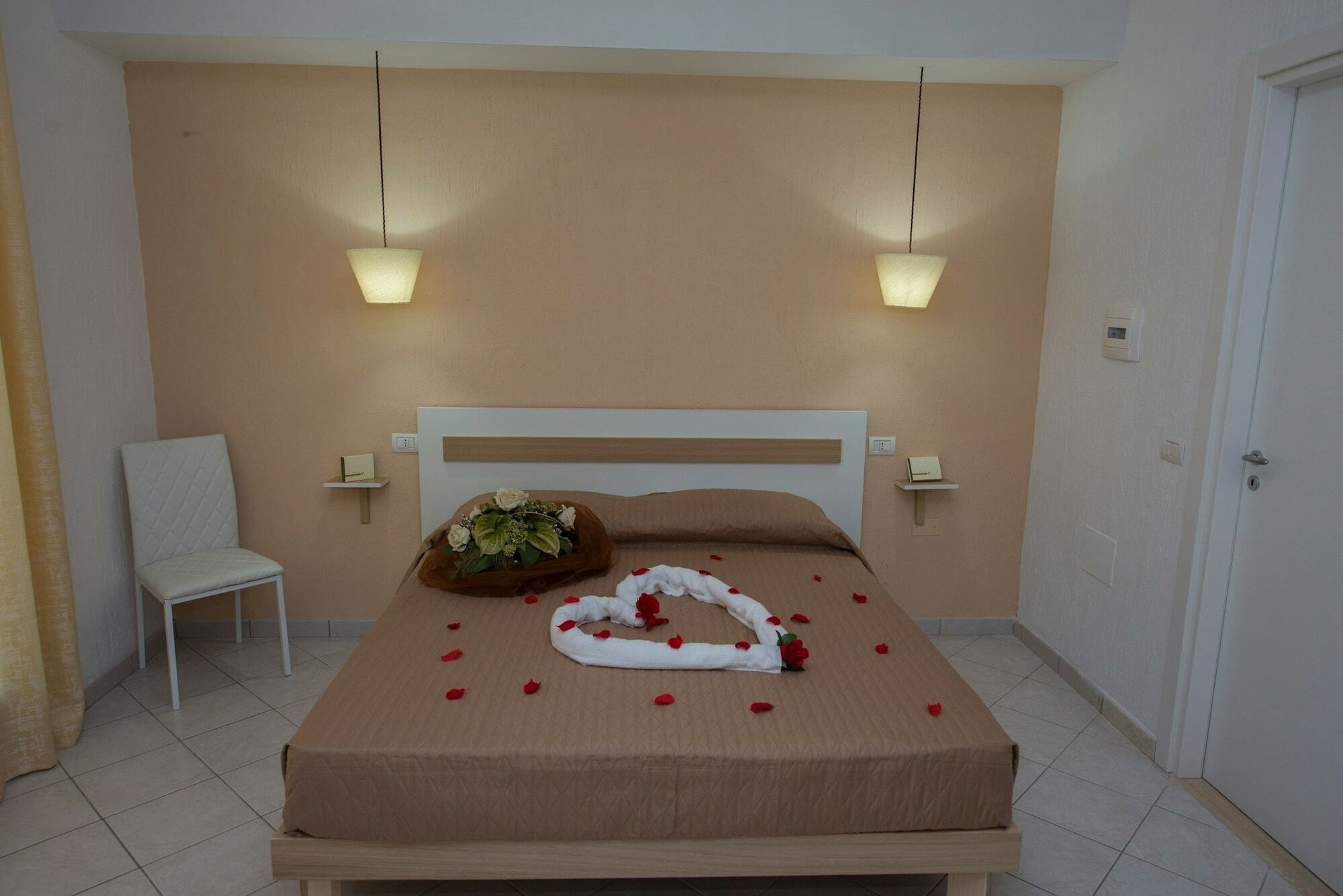 Villa Saturno Тропеа Екстериор снимка